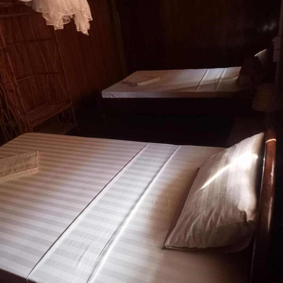 Nomad Guesthouse Kratie Ngoại thất bức ảnh