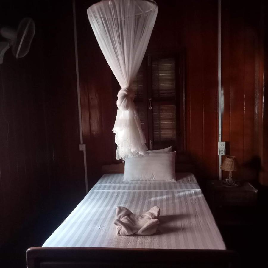Nomad Guesthouse Kratie Ngoại thất bức ảnh