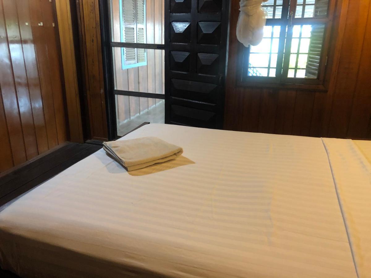 Nomad Guesthouse Kratie Ngoại thất bức ảnh