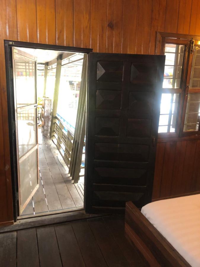 Nomad Guesthouse Kratie Ngoại thất bức ảnh