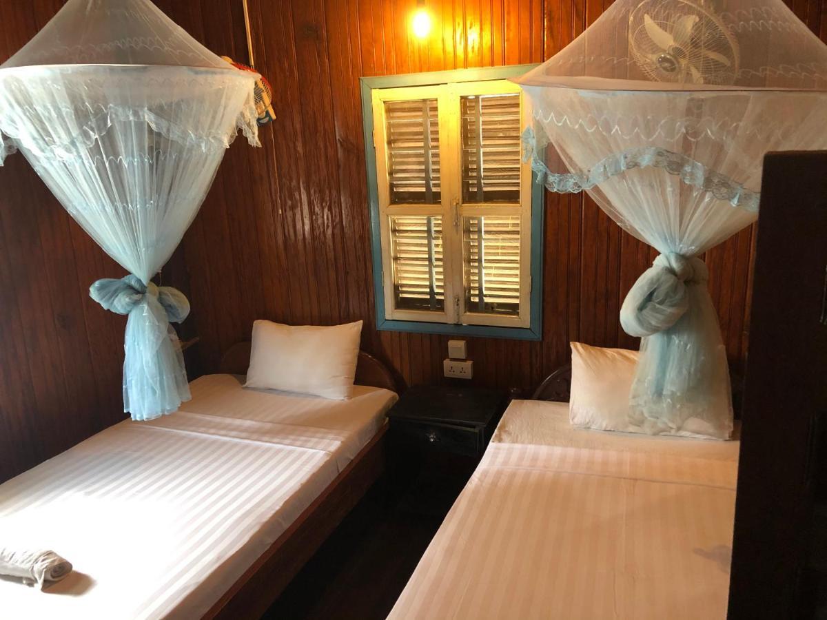 Nomad Guesthouse Kratie Ngoại thất bức ảnh