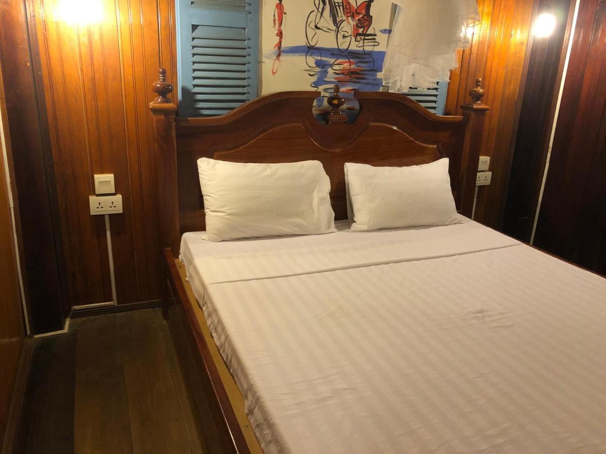 Nomad Guesthouse Kratie Ngoại thất bức ảnh