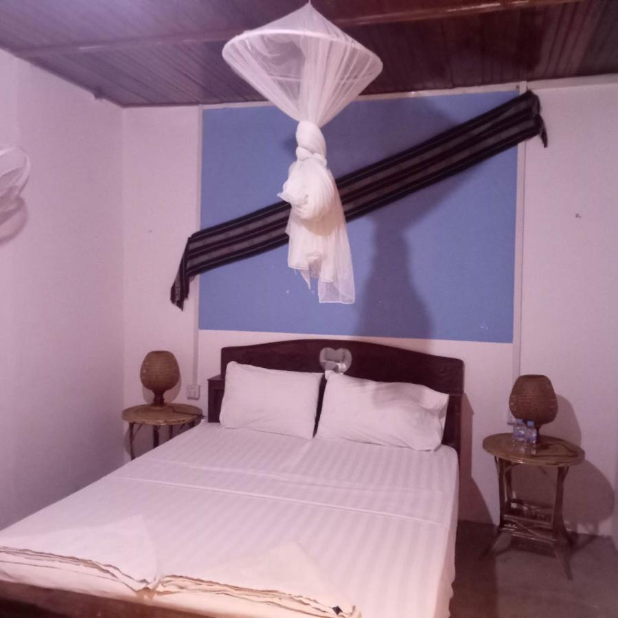Nomad Guesthouse Kratie Ngoại thất bức ảnh