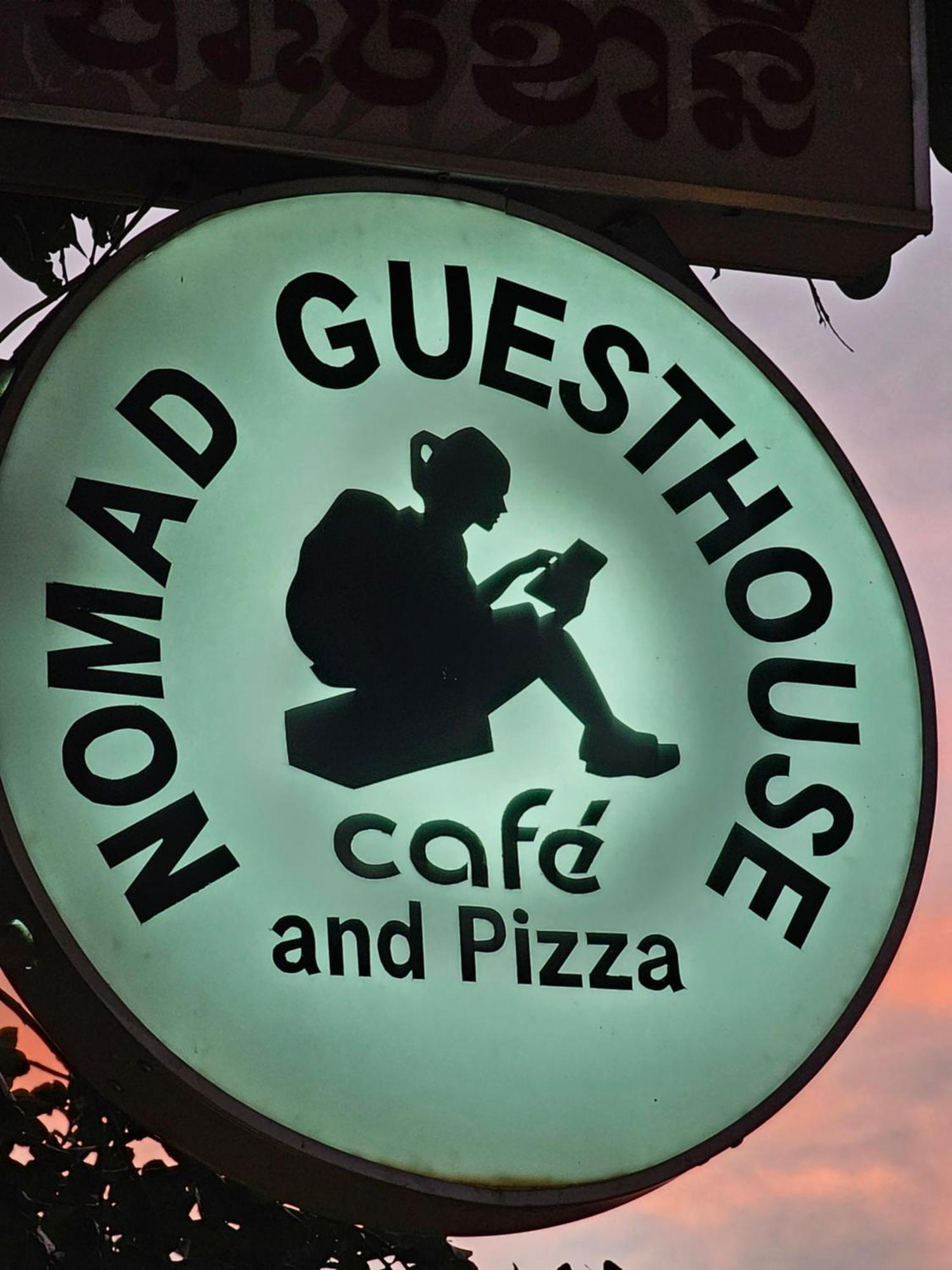 Nomad Guesthouse Kratie Ngoại thất bức ảnh